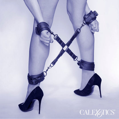 CALEXOTICS - NOCTURNAL HOG TIE CONNECTOR CUERO AJUSTABLE BLACK - My naughty haven #
