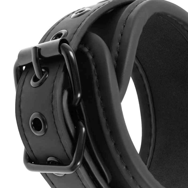 FETISH SUBMISSIVE - SET OF HANDCUFFS AND TIES WITH NOPRENE LINING - My naughty haven #