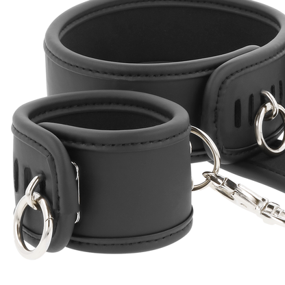 FETISH SUBMISSIVE - VEGAN LEATHER NECKLACE AND HANDCUFFS WITH NOPRENE LINING - My naughty haven #