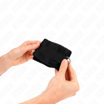 KINK - BEGINNER FUR HAND CUFFS BLACK 30 X 7 CM - My naughty haven #