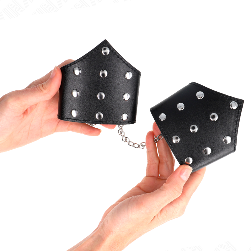 KINK - BLACK POINT STYLE WRISTBANDS WITH CHAIN ADJUSTABLE 17-23 CM X 8.5 CM - My naughty haven #