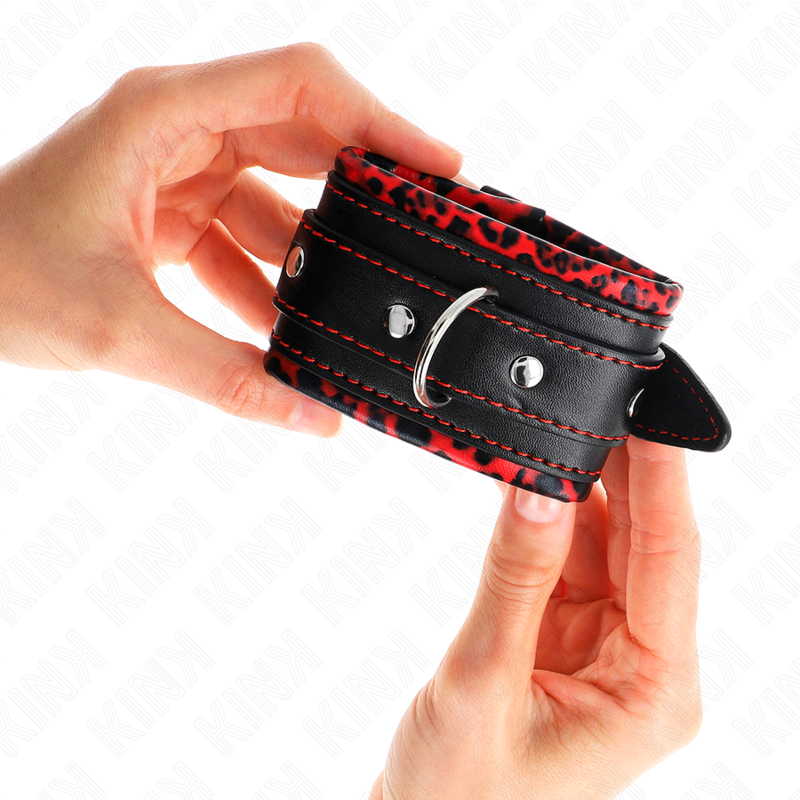 KINK - FUR LINED WRIST RESTRAINTS RED / BLACK ADJUSTABLE 17-29 CM X 6 CM - My naughty haven #