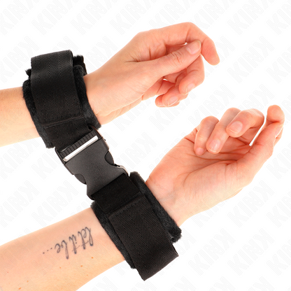 KINK - NYLON BIND HOOK&LOOP WRIST RESTRAINTS RED-BLACK MODEL 1 AJDUSTABLE 25-35 CM X 6 CM - My naughty haven #