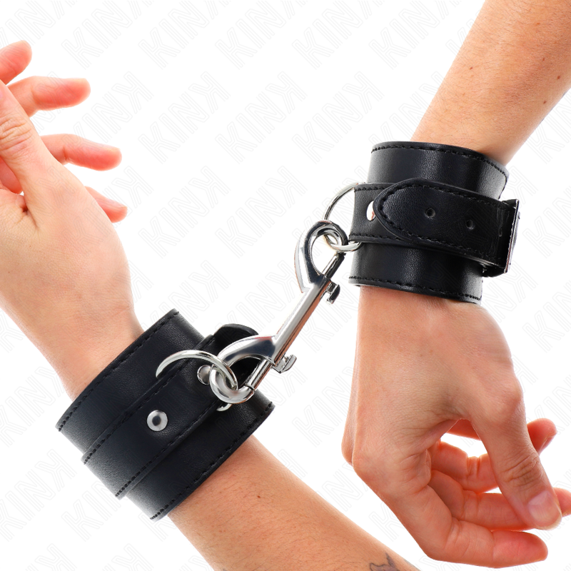KINK - WRIST RESTRAINTS-SINGLE RIVET ROW AND BIG BUCKLE BLACK ADJUSTABLE 17-28 CM X 5 CM - My naughty haven #